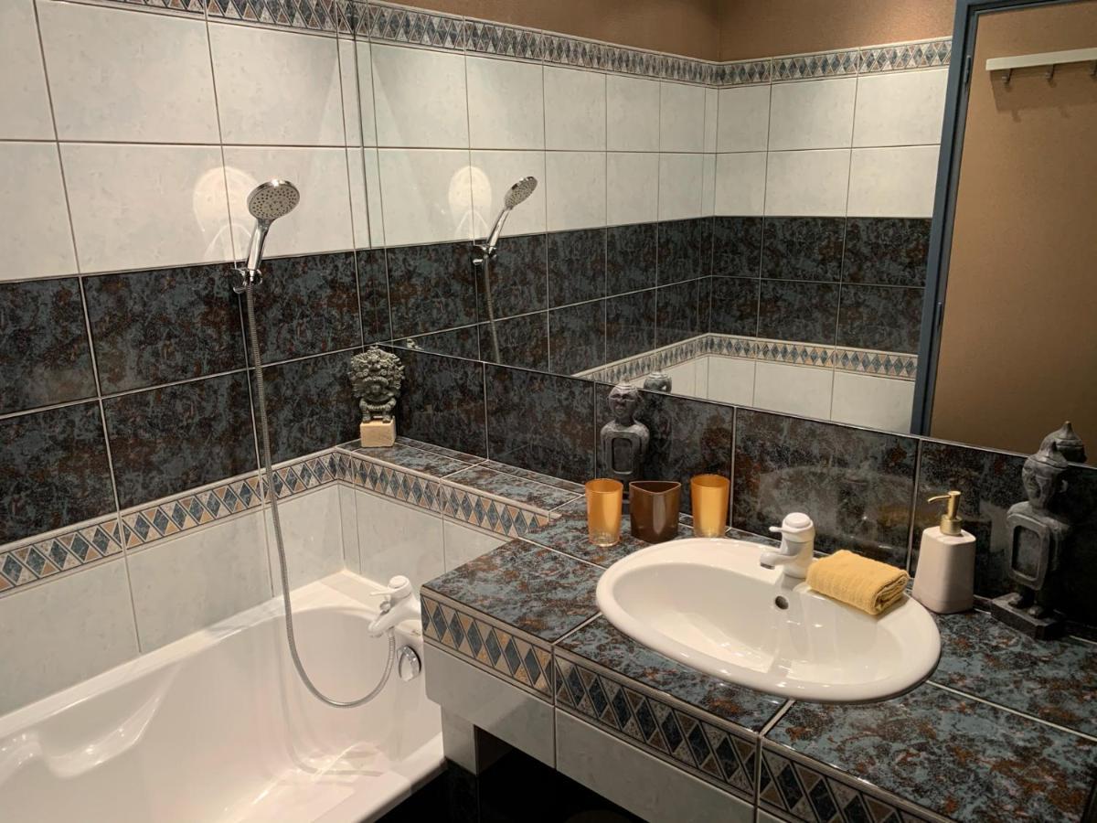 Le Moulin Du Boisset Bed & Breakfast Saint-Denis-lès-Martel Dış mekan fotoğraf