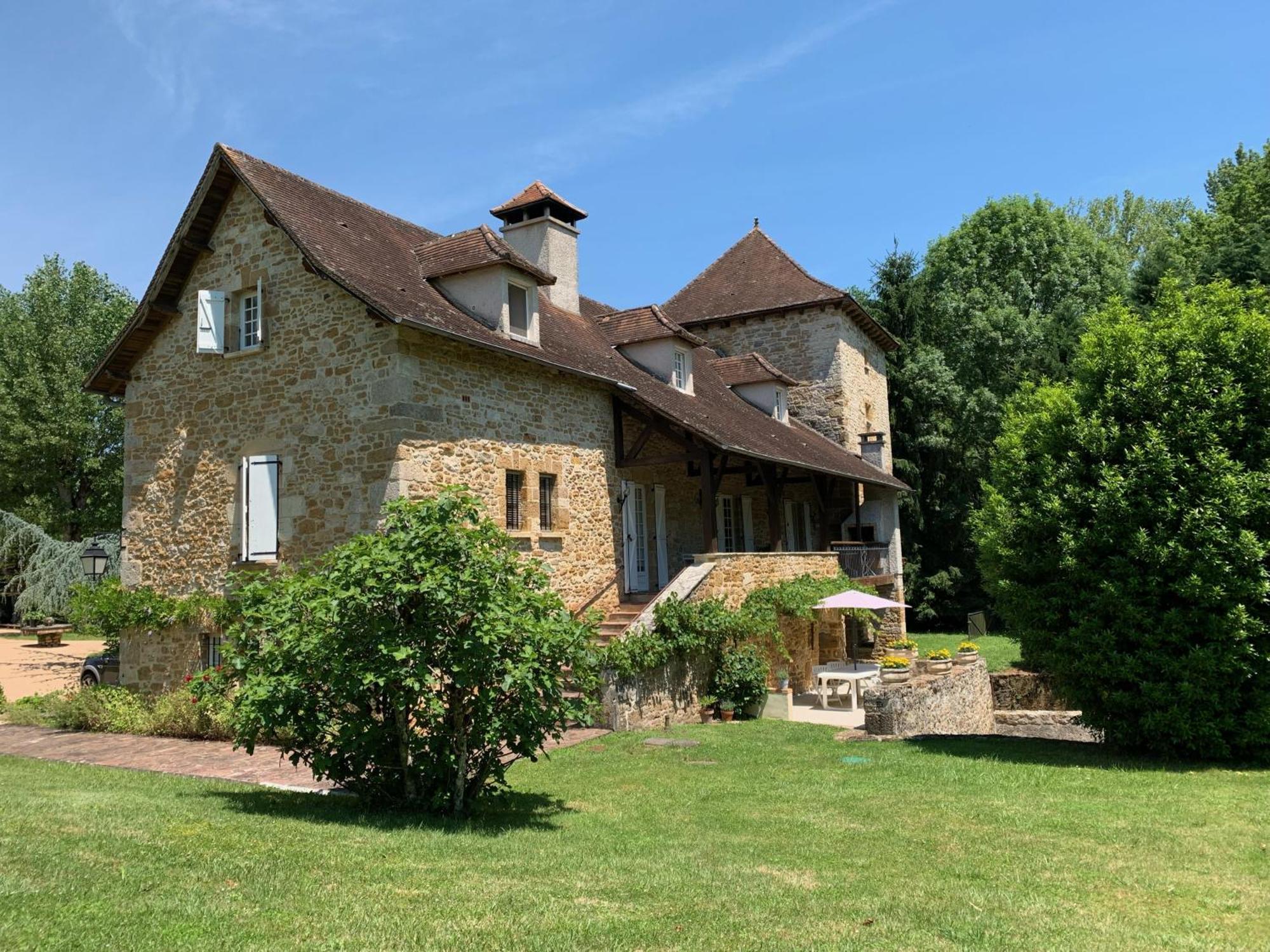 Le Moulin Du Boisset Bed & Breakfast Saint-Denis-lès-Martel Dış mekan fotoğraf